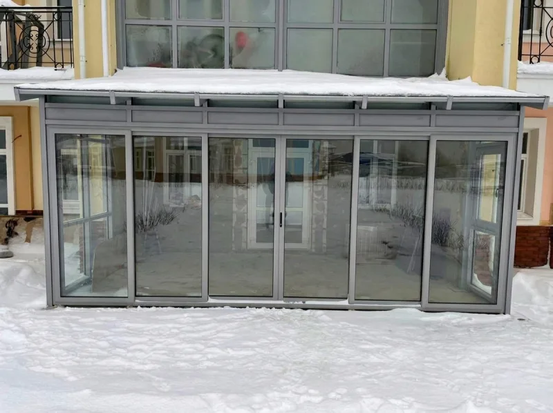 Зимняя пристройка с раздвижной алюминиевой системой — 25 м² — алюминиевое остекление — холодное
